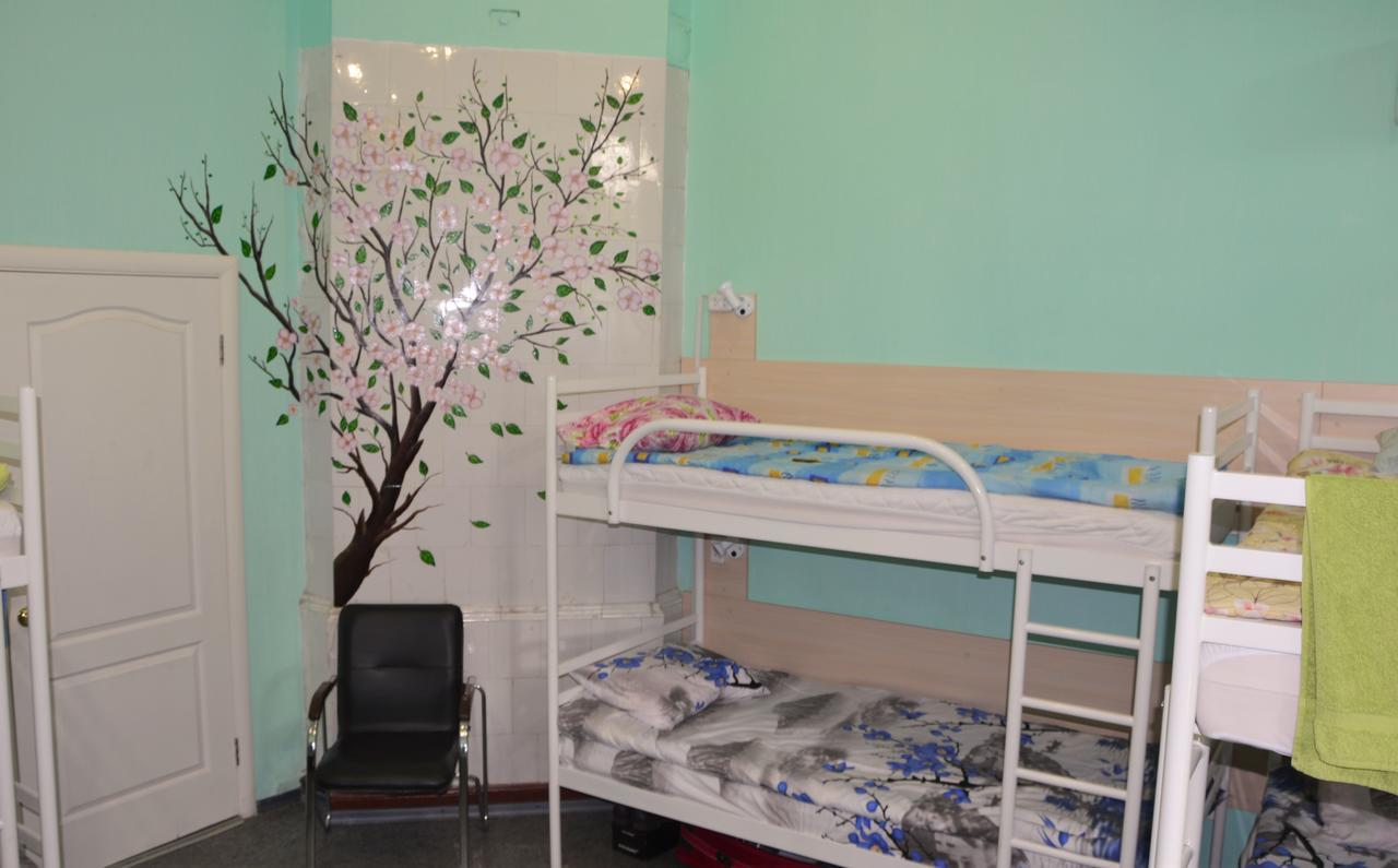 Vishnya Hostel Dnipro Exterior foto