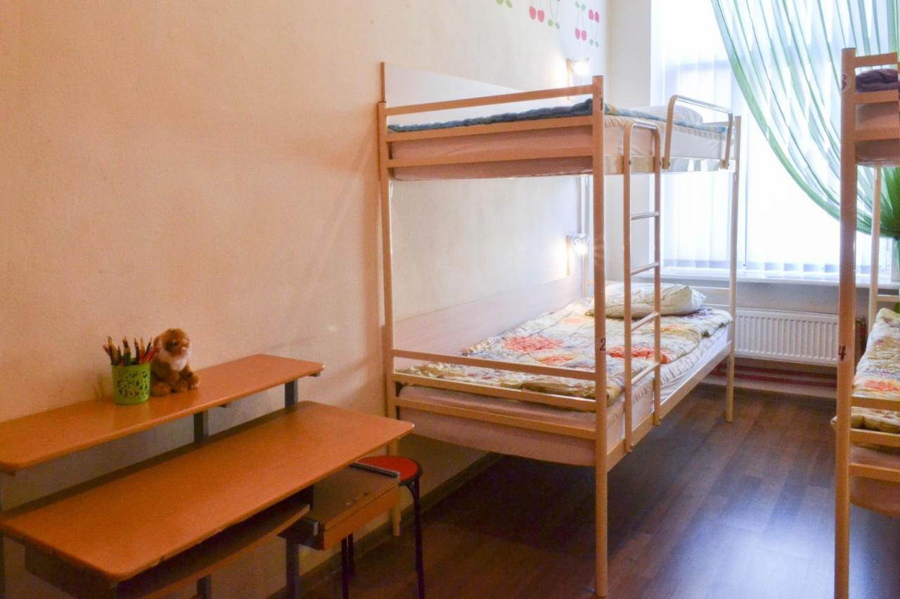 Vishnya Hostel Dnipro Exterior foto