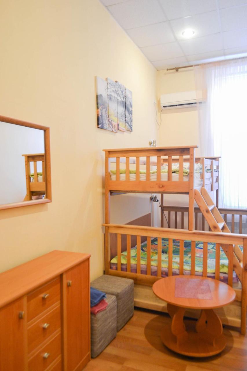 Vishnya Hostel Dnipro Exterior foto